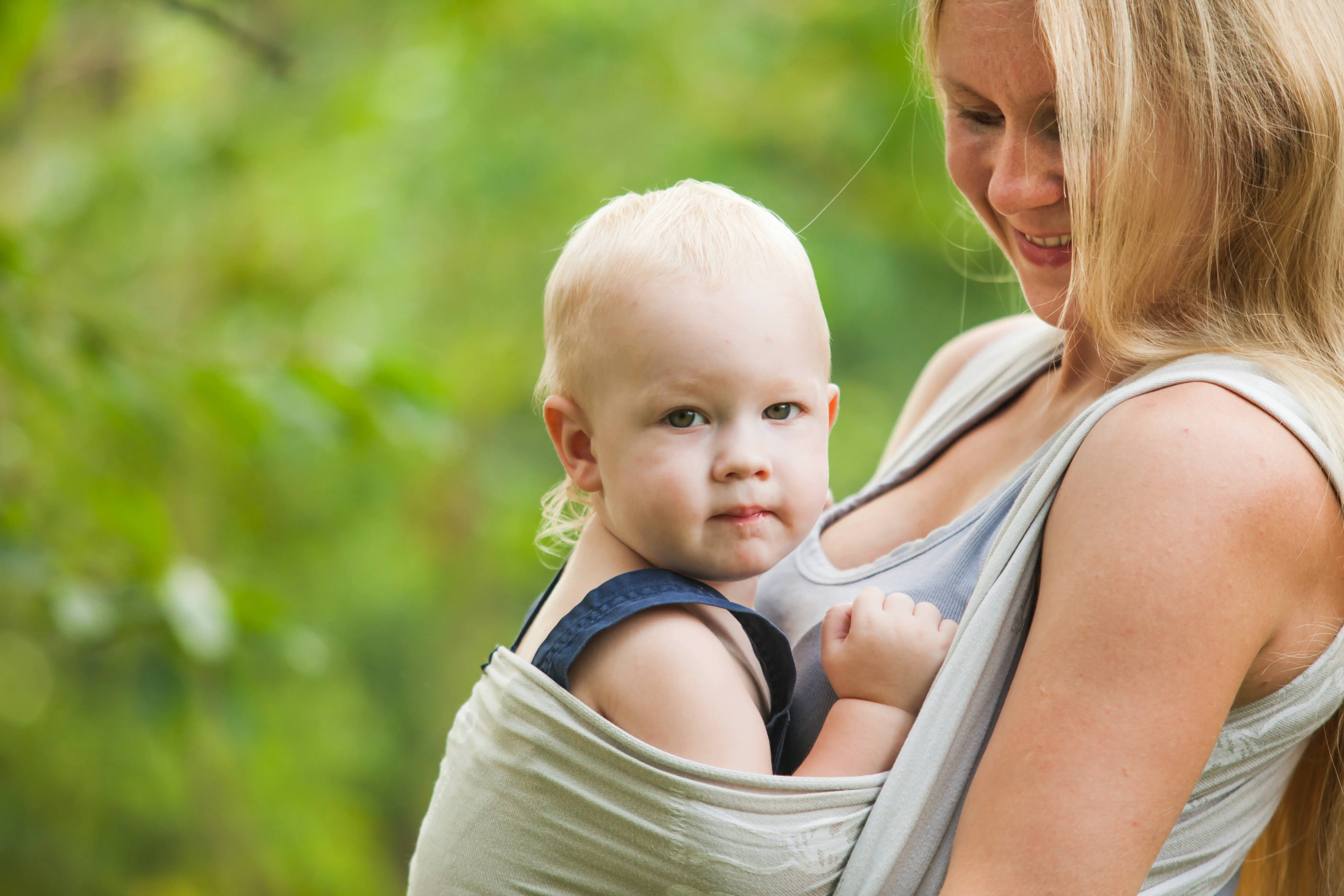 Why And How To Use A Baby Sling?